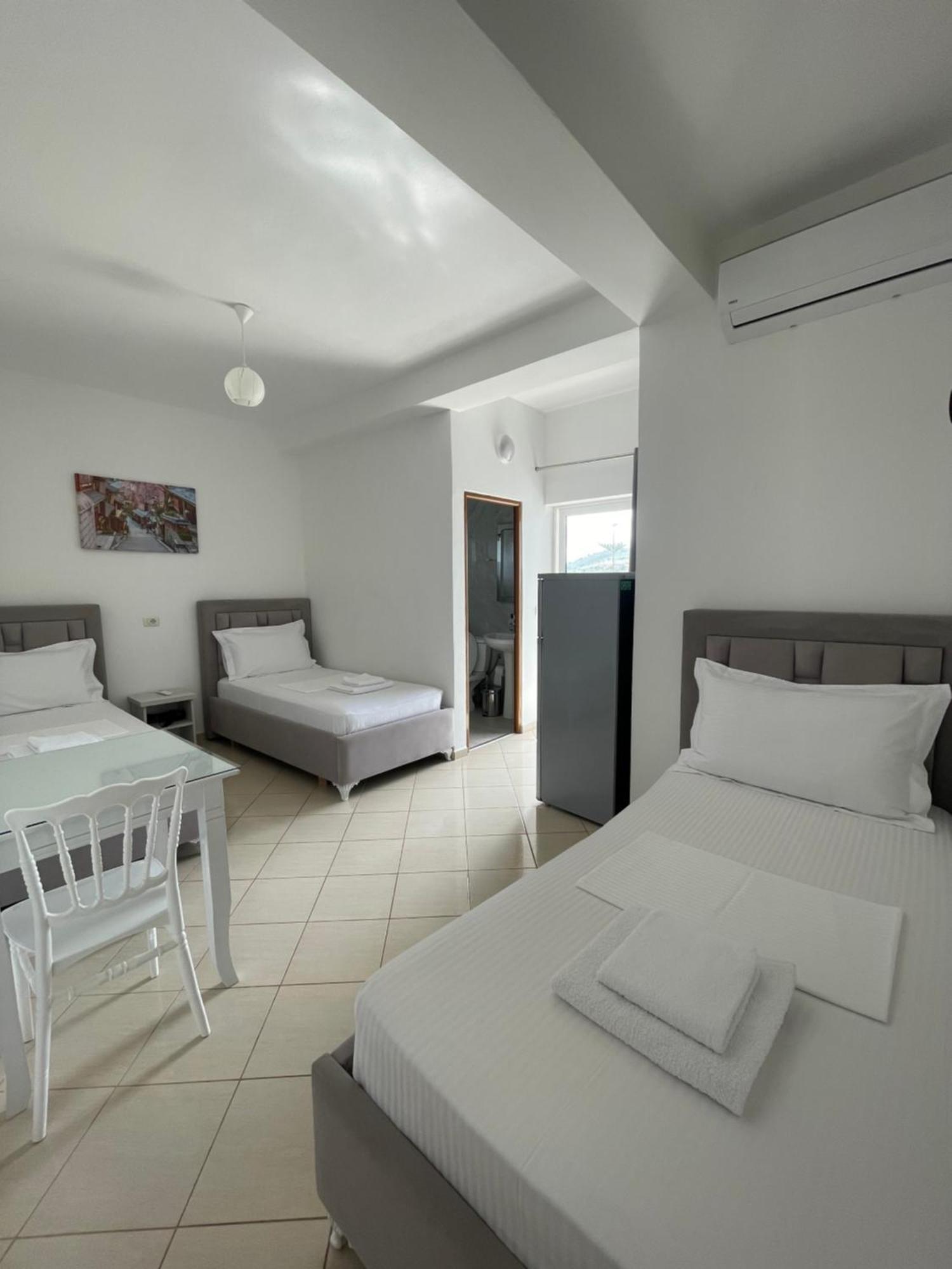 Joni Apartments Ksamil Luaran gambar