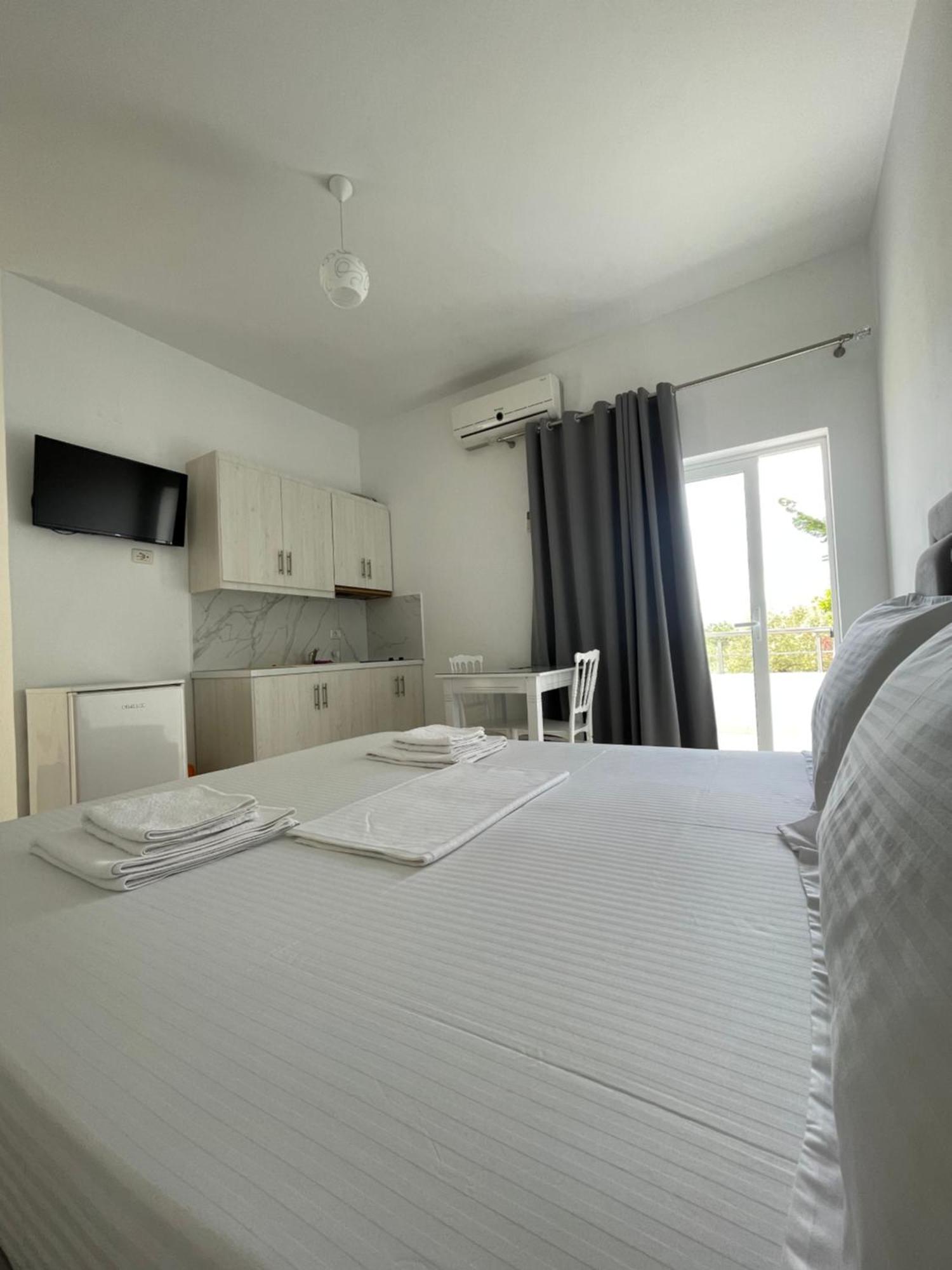 Joni Apartments Ksamil Luaran gambar