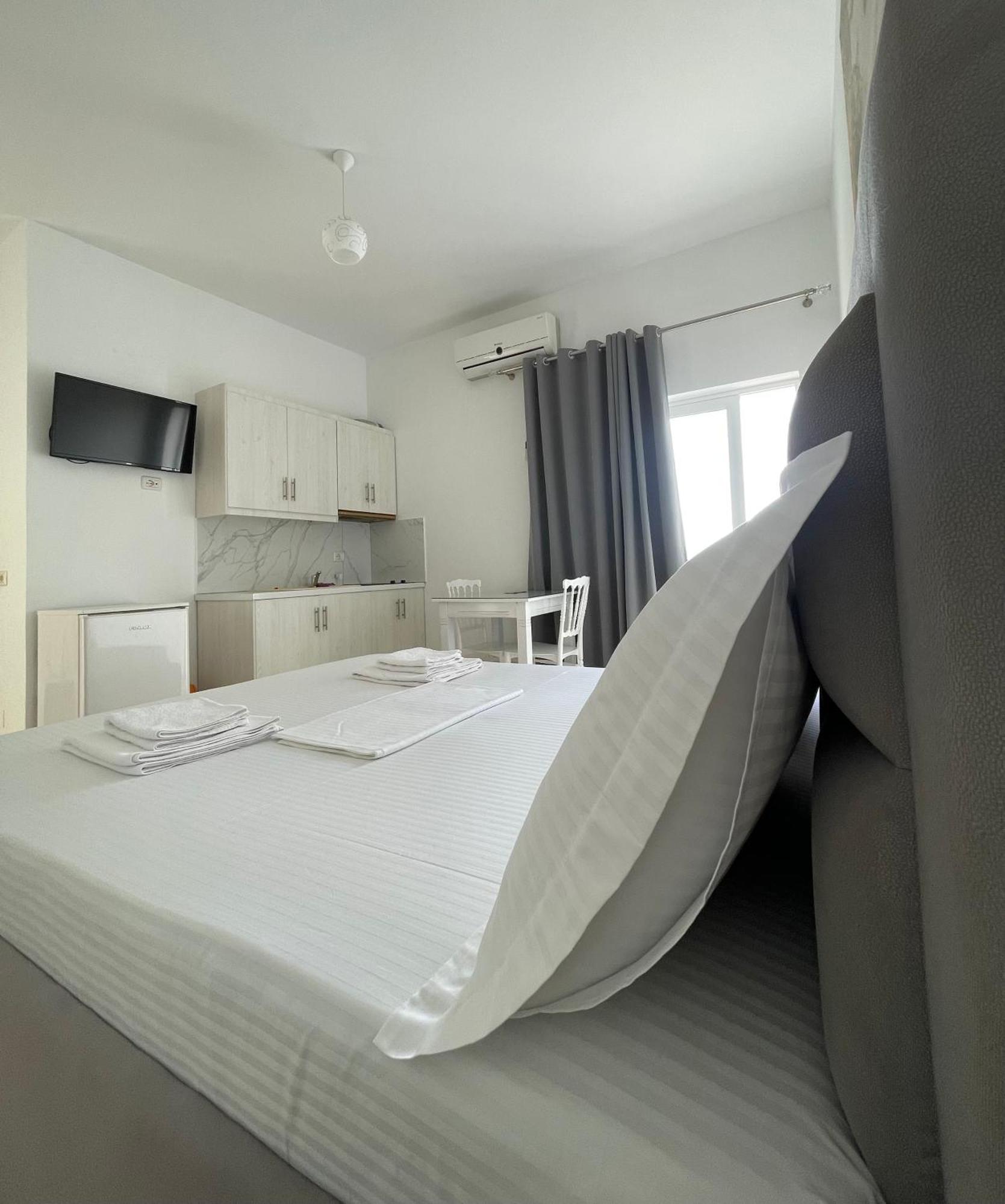 Joni Apartments Ksamil Luaran gambar